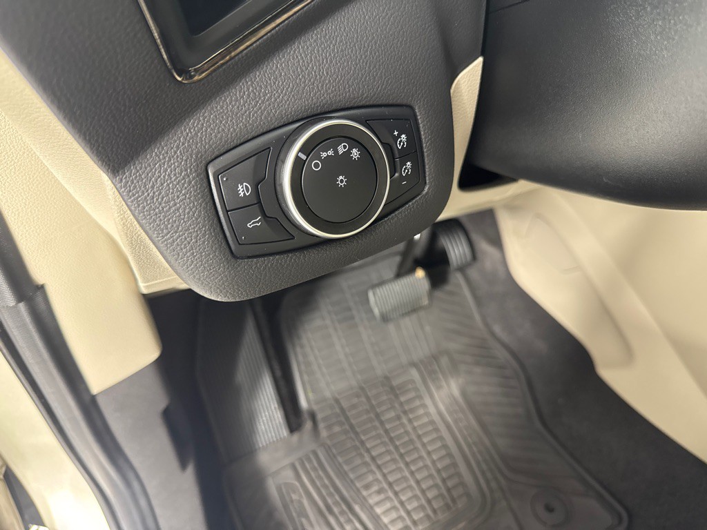 2017 Ford Escape Image 17