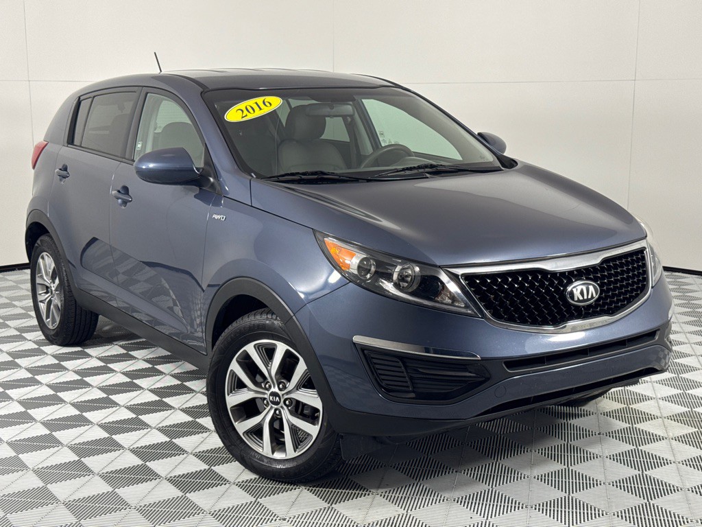 2016 Kia Sportage Image 2