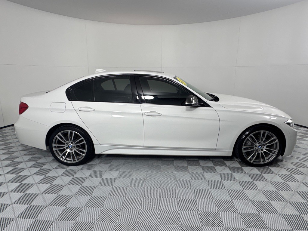 2016 BMW 3 Series Image 4