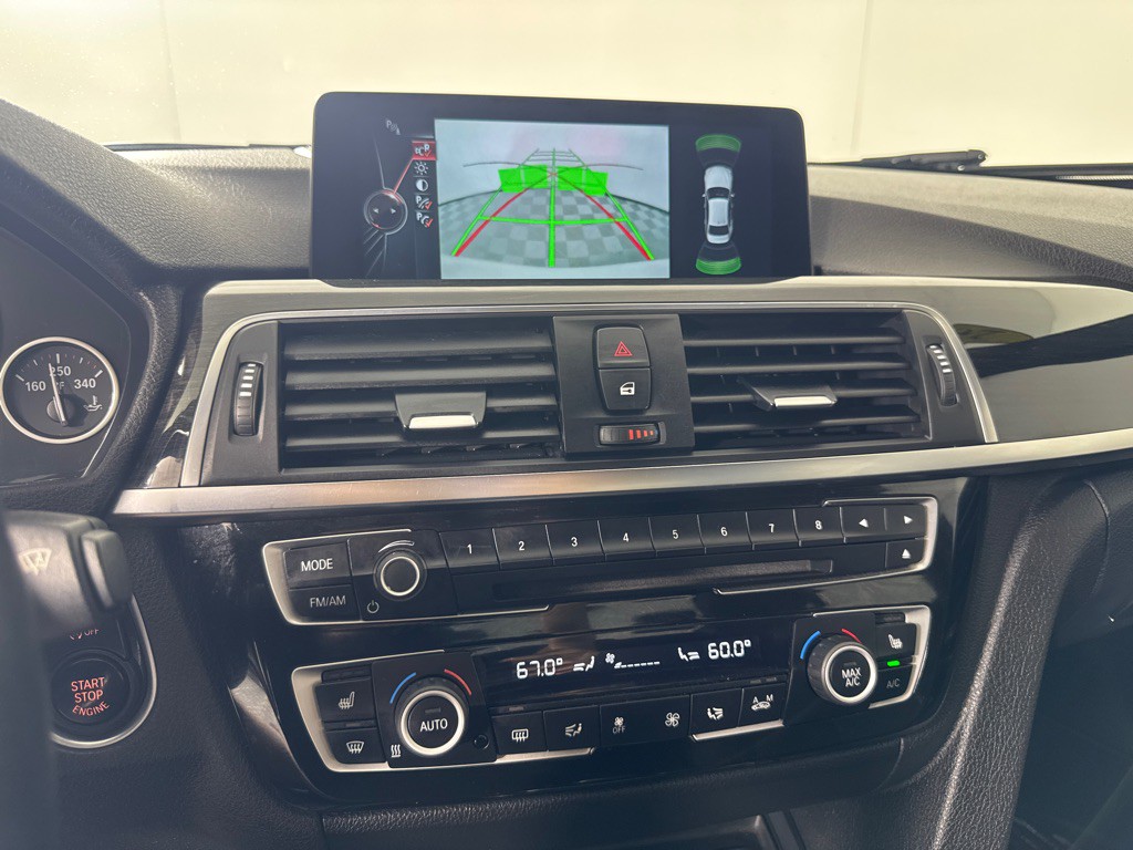 2016 BMW 3 Series Image 17