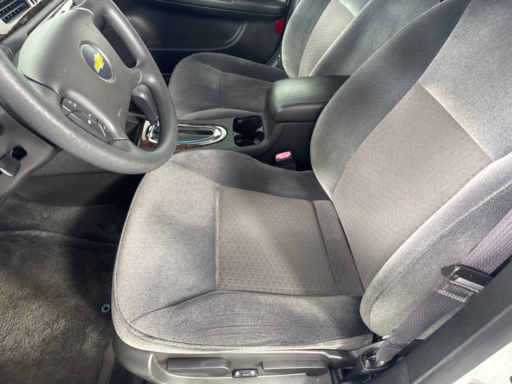2013 Chevrolet Impala Image 11