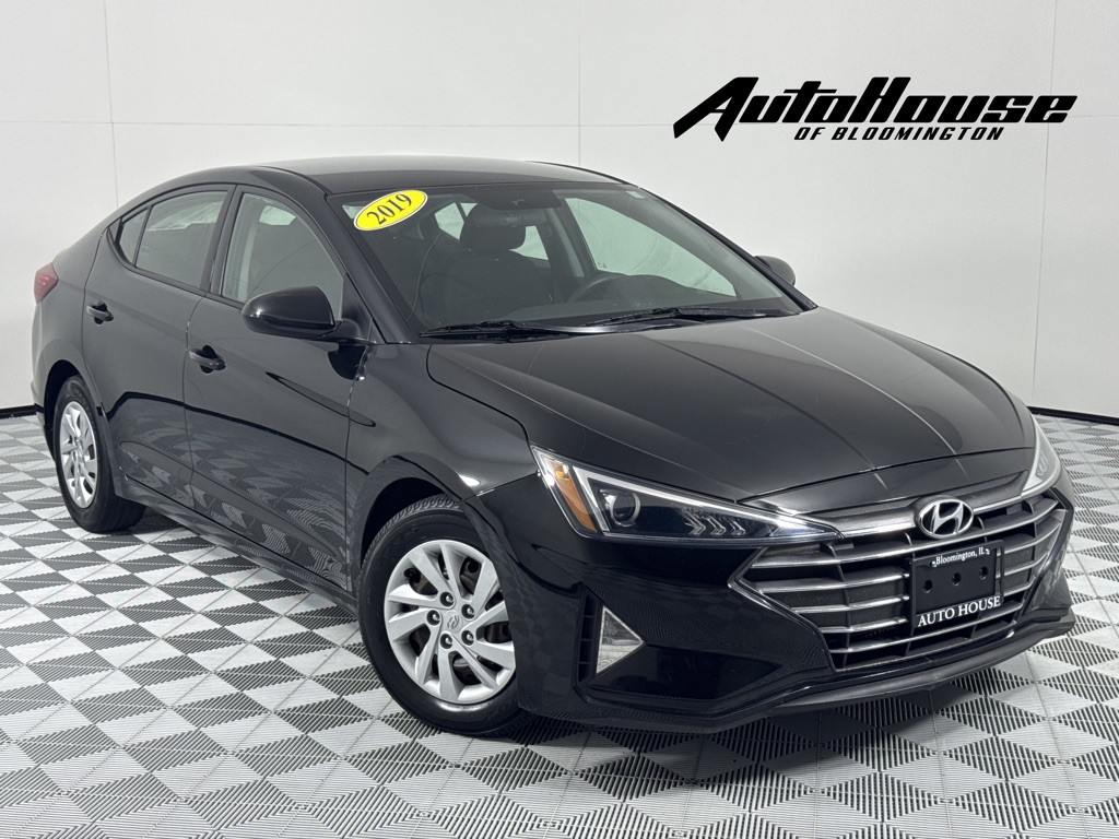 2019 Hyundai Elantra Image 1