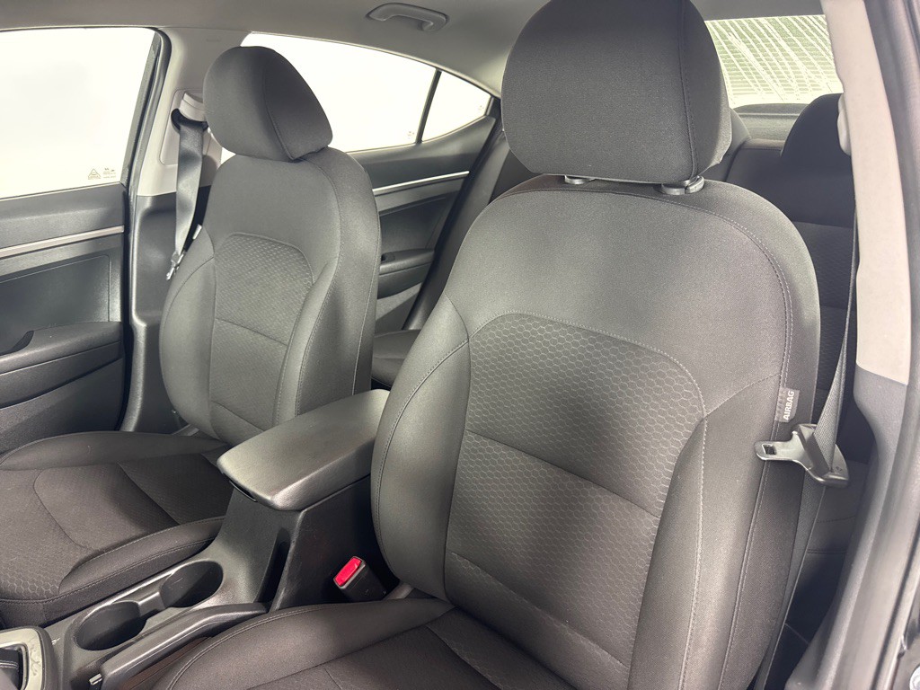 2019 Hyundai Elantra Image 14
