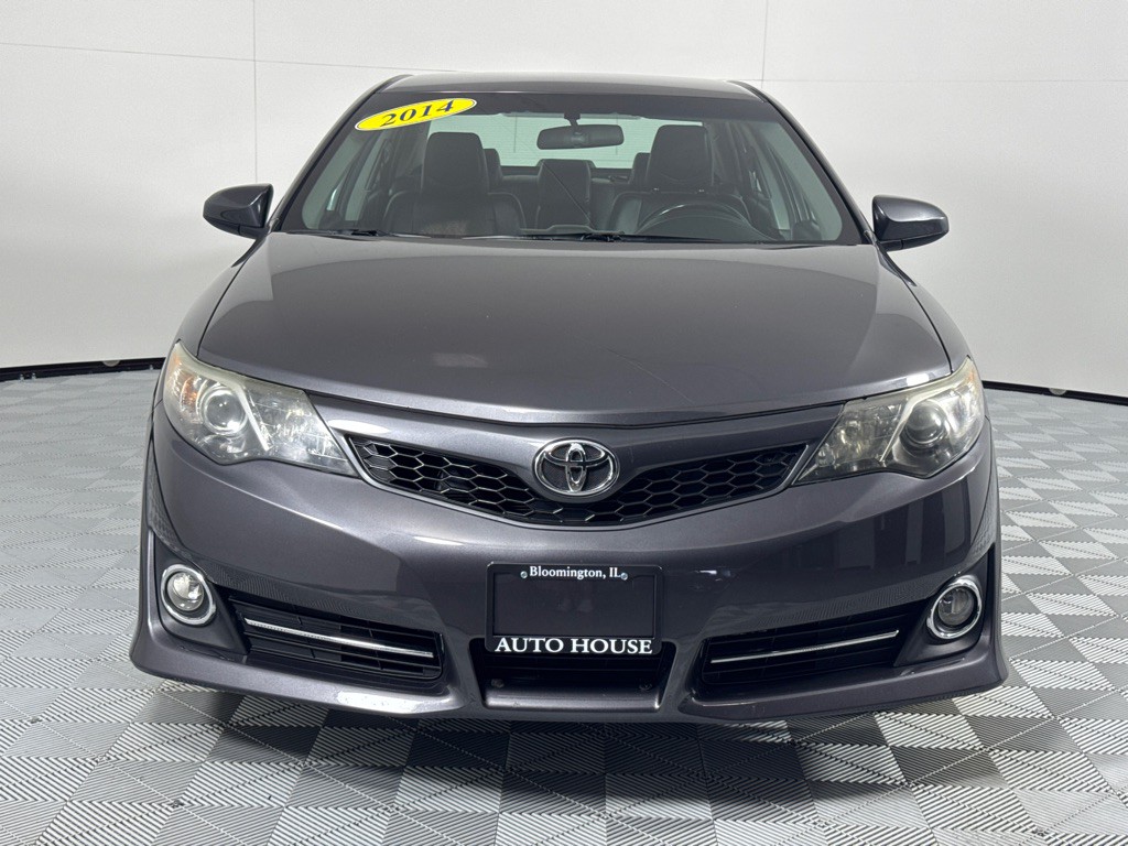 2014 Toyota Camry Image 8