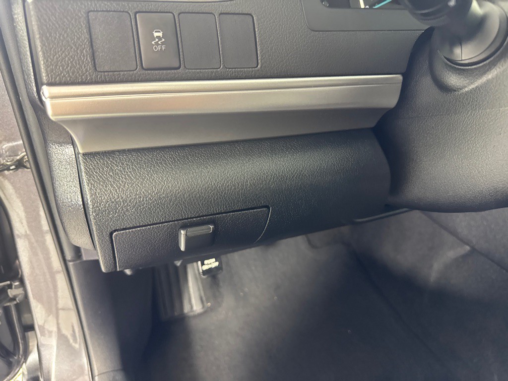 2014 Toyota Camry Image 12