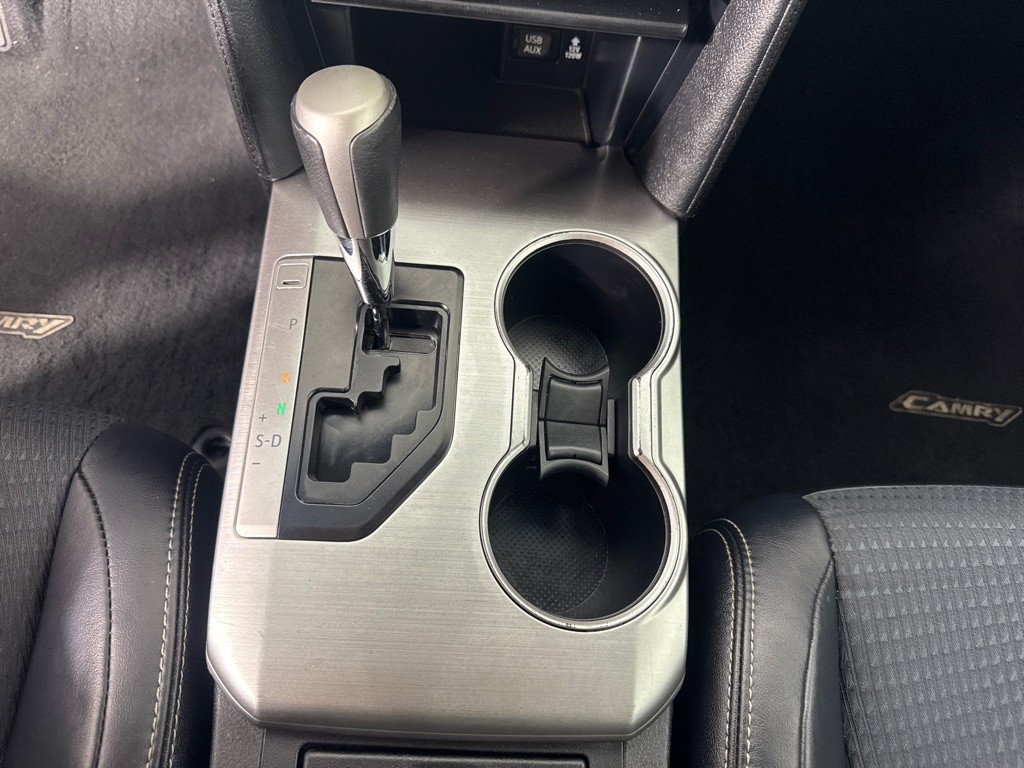 2014 Toyota Camry Image 15