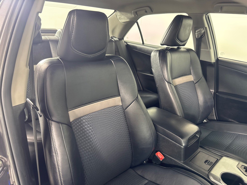 2014 Toyota Camry Image 21