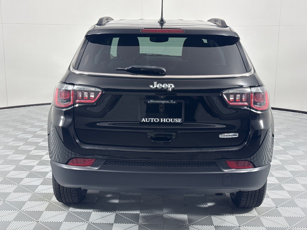 2018 Jeep Compass Image 6