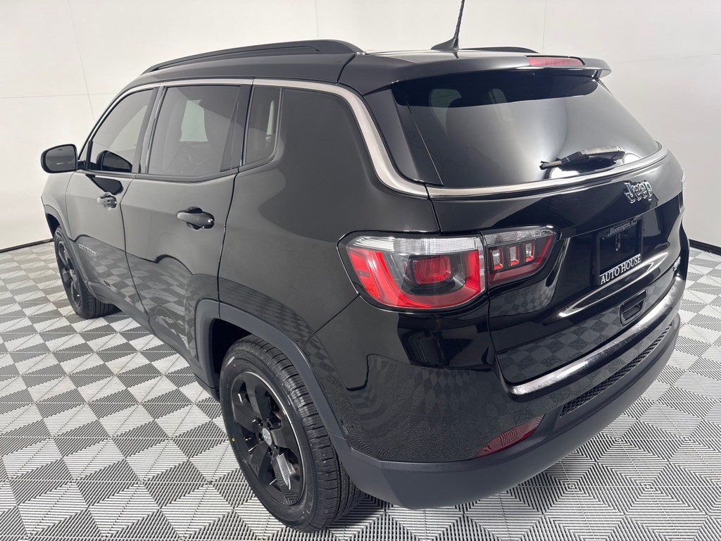 2018 Jeep Compass Image 8