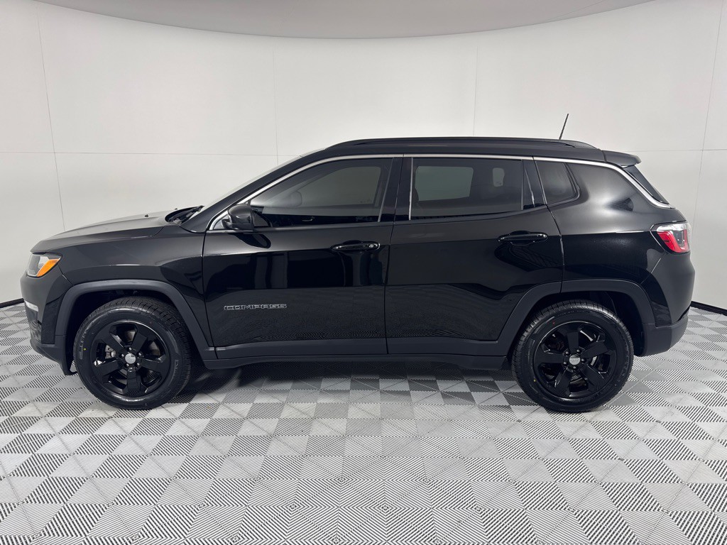 2018 Jeep Compass Image 9