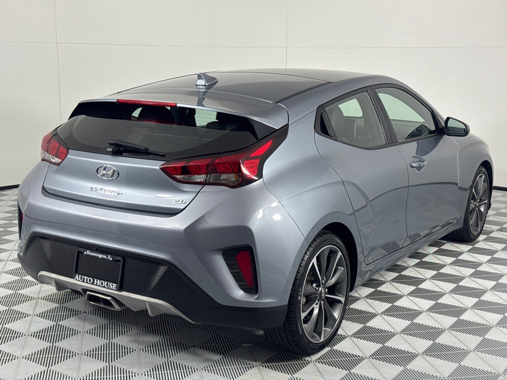 2019 Hyundai Veloster Image 5