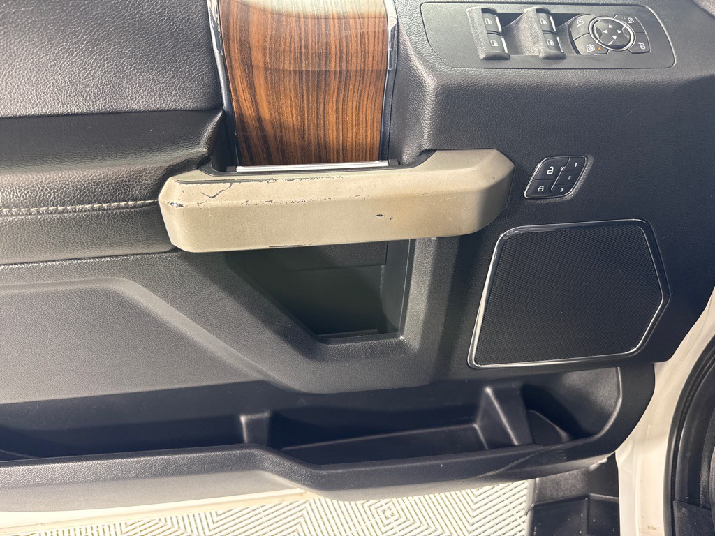 2015 Ford F-150 Image 13