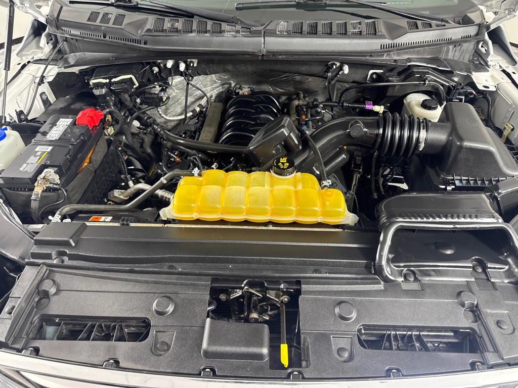 2015 Ford F-150 Image 32