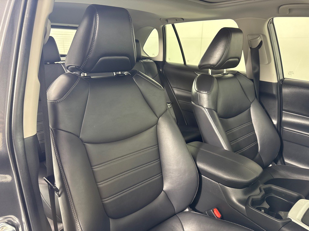 2021 Toyota Rav4 Image 28