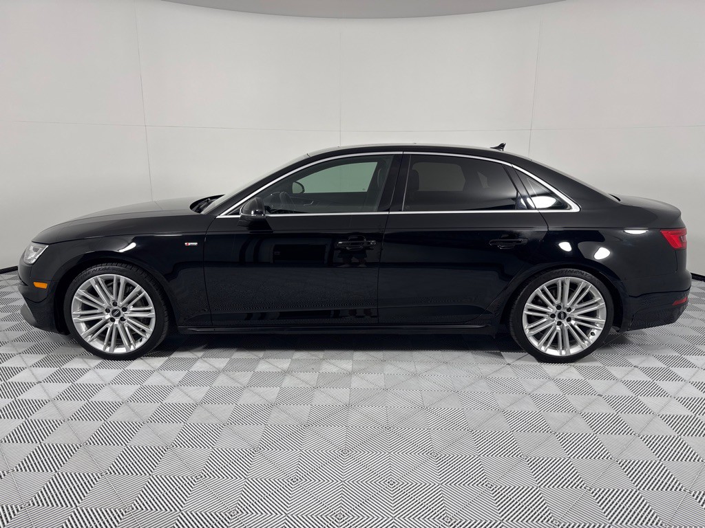 2017 Audi A4 Image 9
