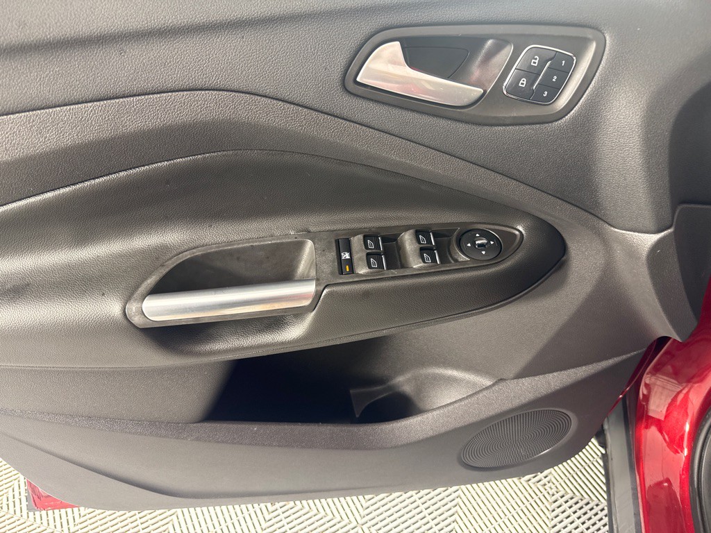 2016 Ford Escape Image 12