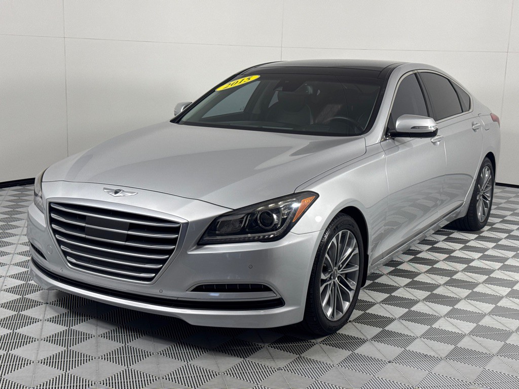 2015 Hyundai Genesis Image 11