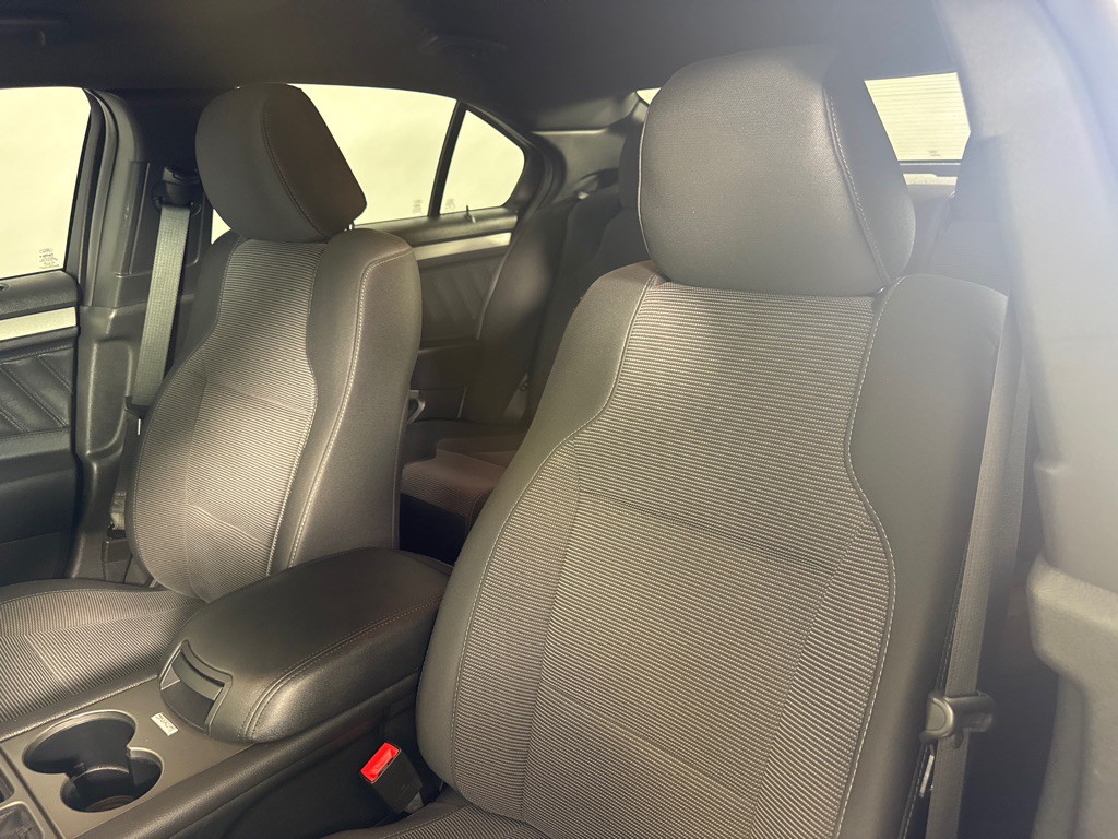 2018 Ford Taurus Image 11