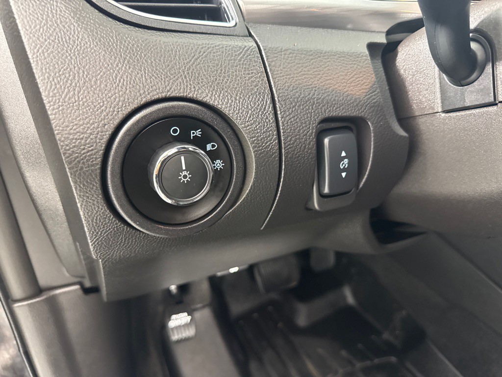 2018 Ford Taurus Image 12