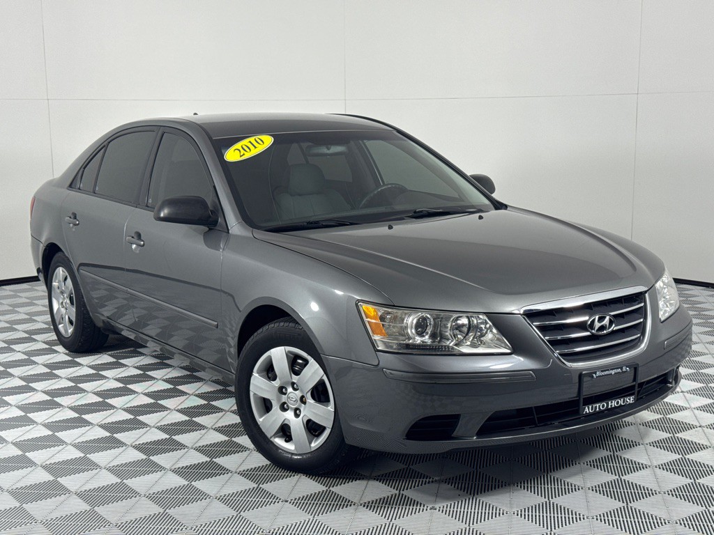 2010 Hyundai Sonata Image 2