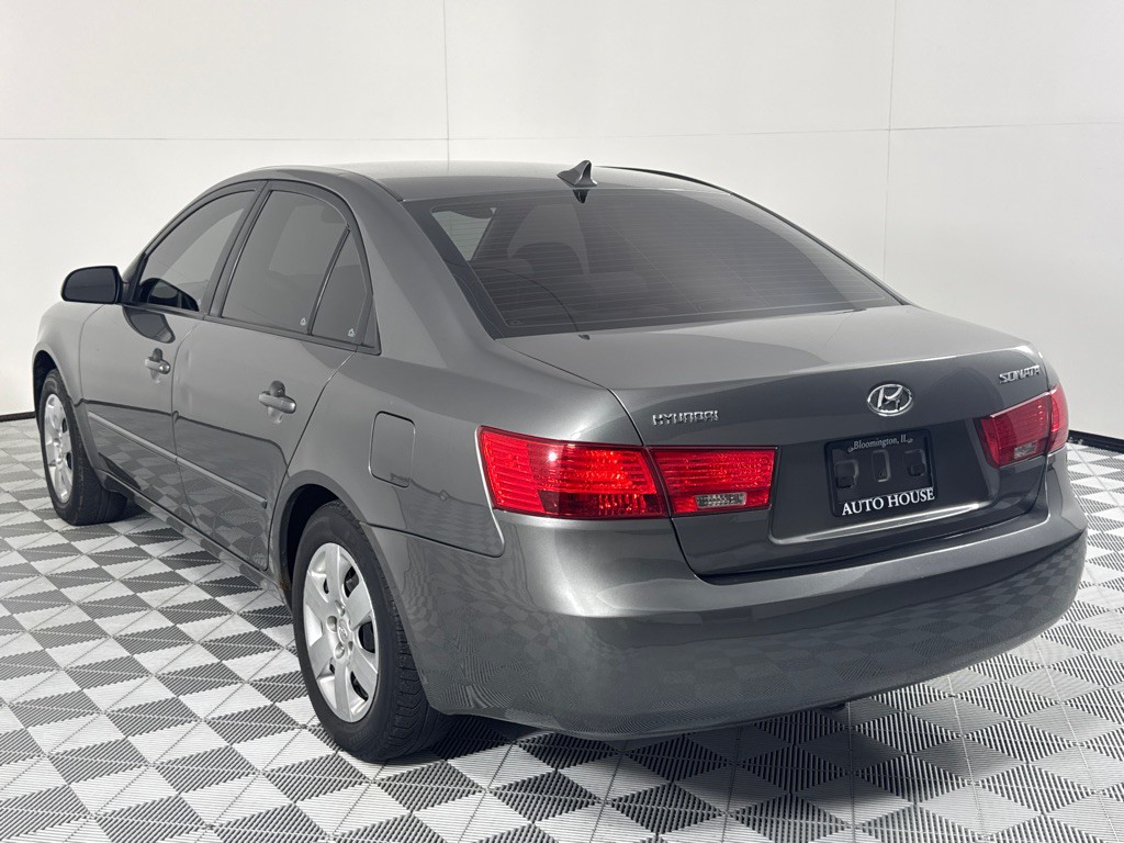 2010 Hyundai Sonata Image 7