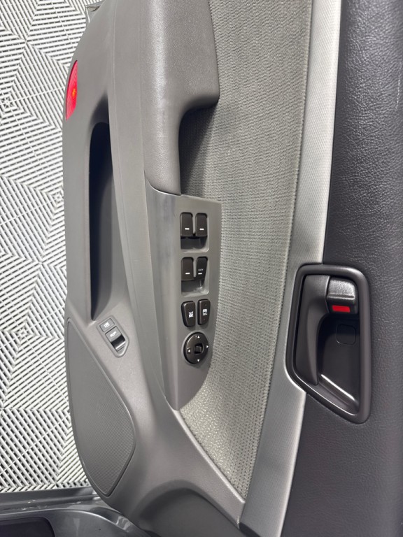 2010 Hyundai Sonata Image 10