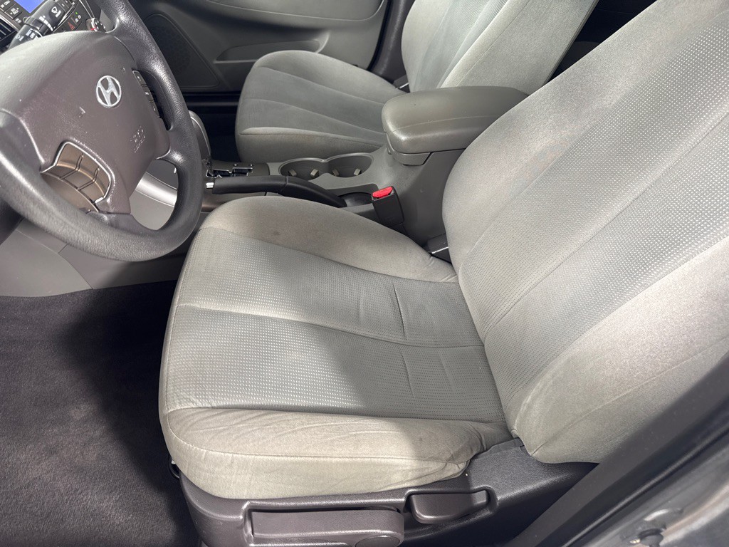 2010 Hyundai Sonata Image 11