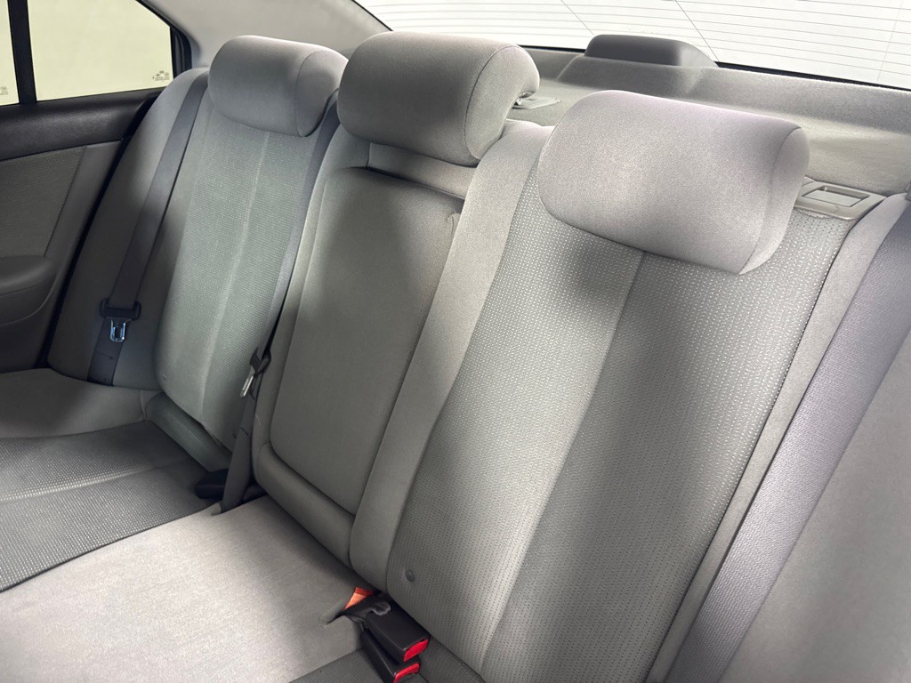 2010 Hyundai Sonata Image 18