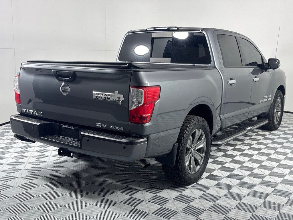 2019 Nissan Titan Image 5