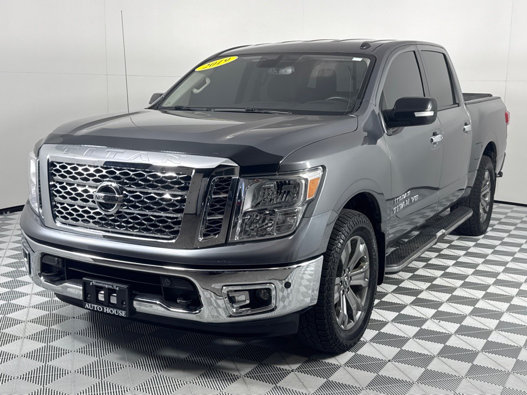 2019 Nissan Titan Image 10