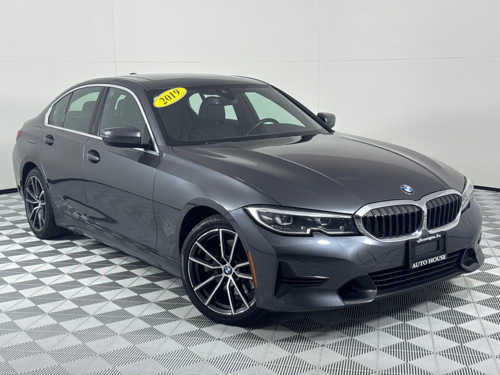 2019 BMW 3 Series Image 2