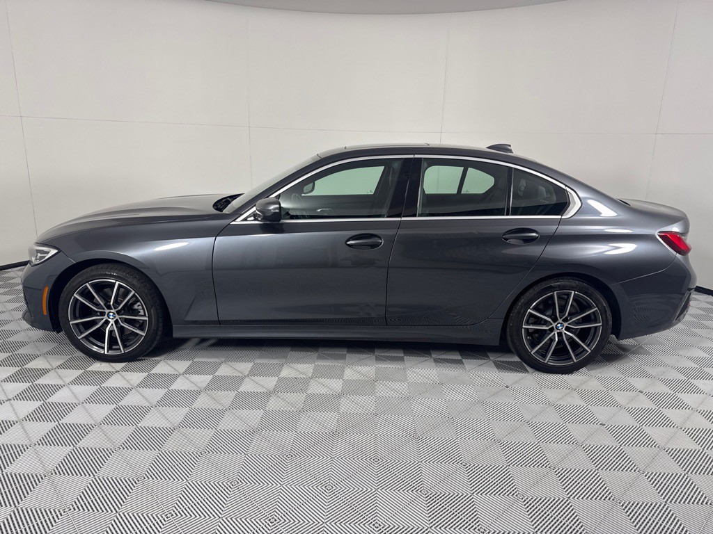 2019 BMW 3 Series Image 9