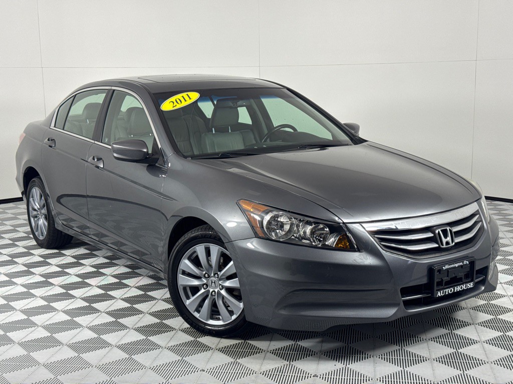 2011 Honda Accord Image 2