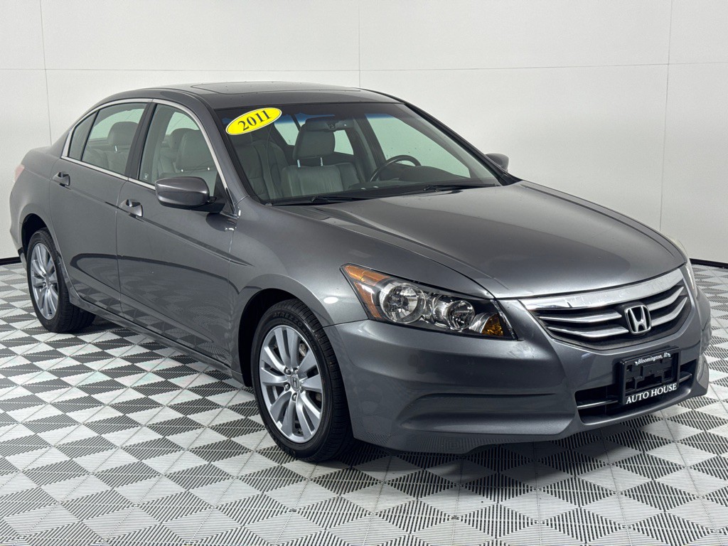 2011 Honda Accord Image 3