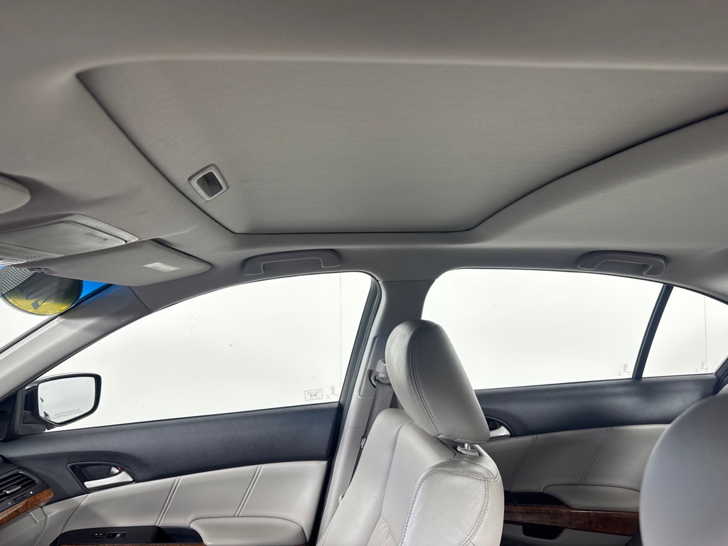 2011 Honda Accord Image 14