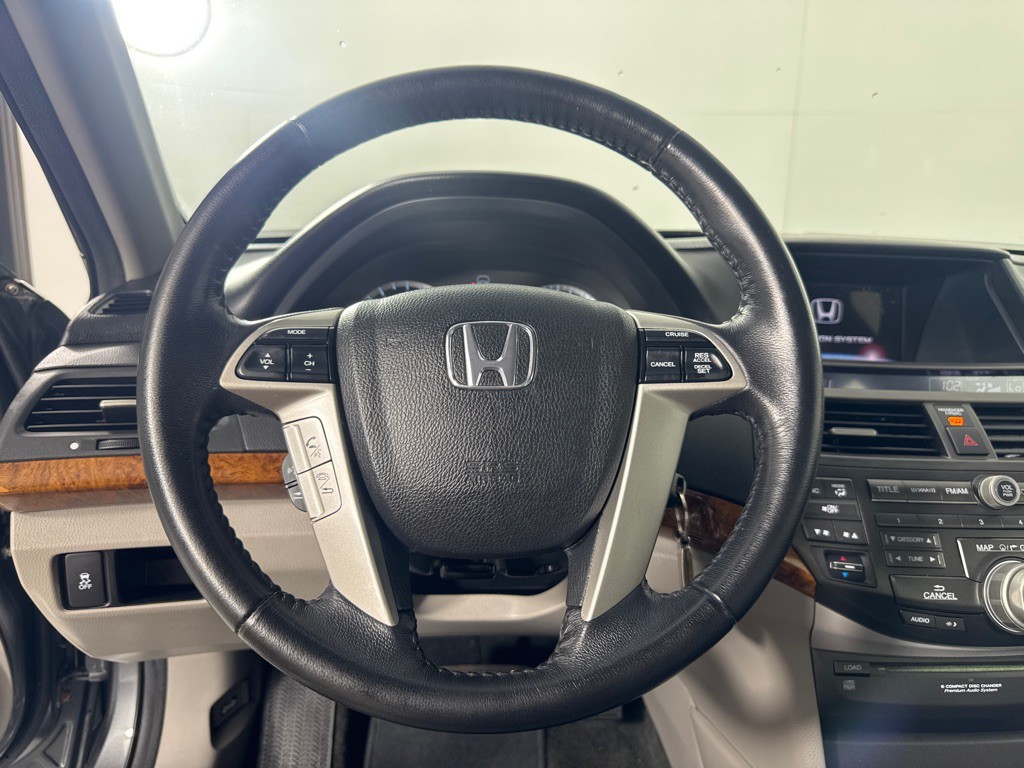 2011 Honda Accord Image 16