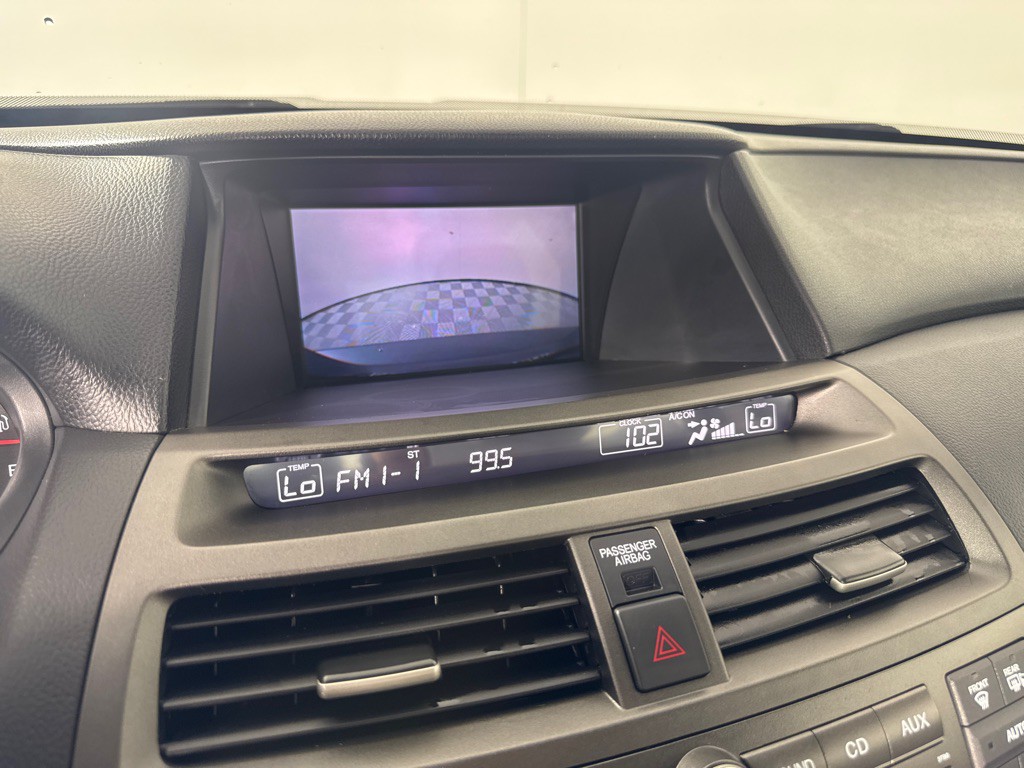 2011 Honda Accord Image 17