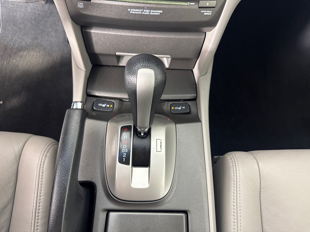 2011 Honda Accord Image 20