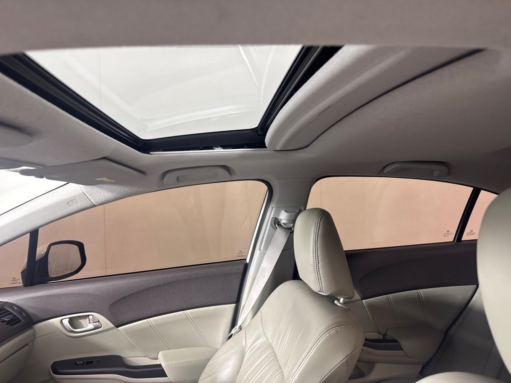 2012 Honda Civic Image 14