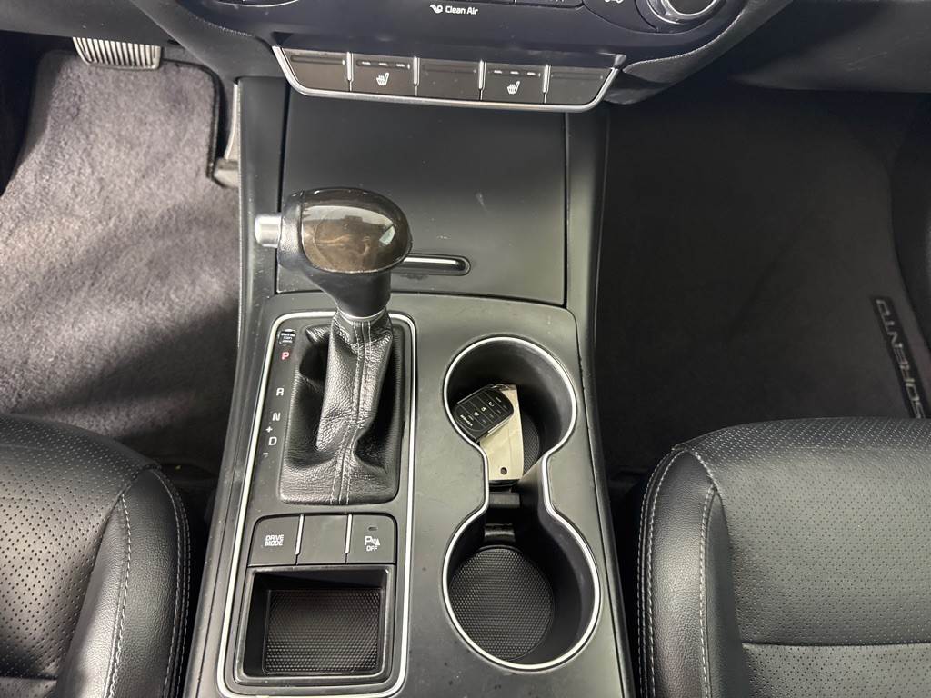 2017 Kia Sorento Image 19