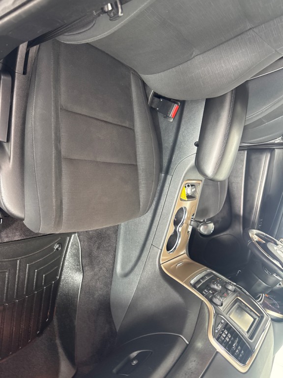 2015 Jeep Grand Cherokee Image 24