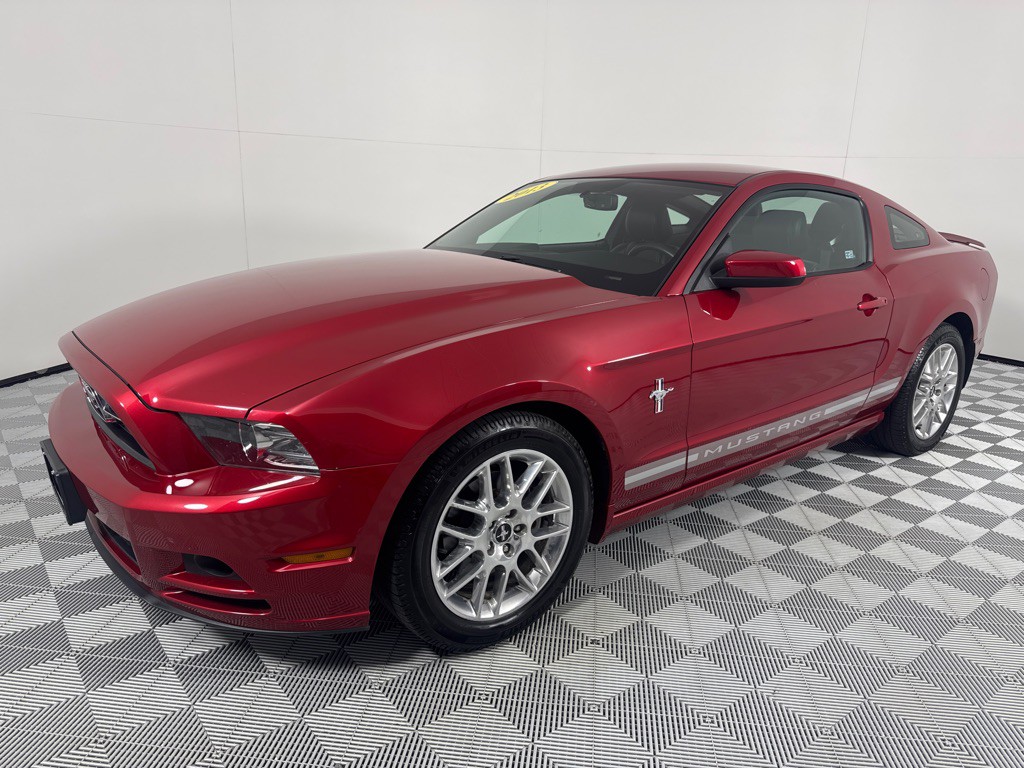 2013 Ford Mustang Image 10