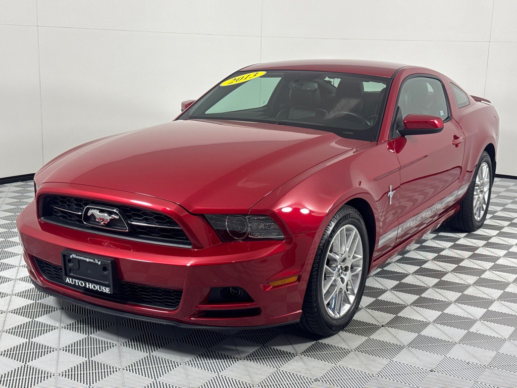 2013 Ford Mustang Image 11