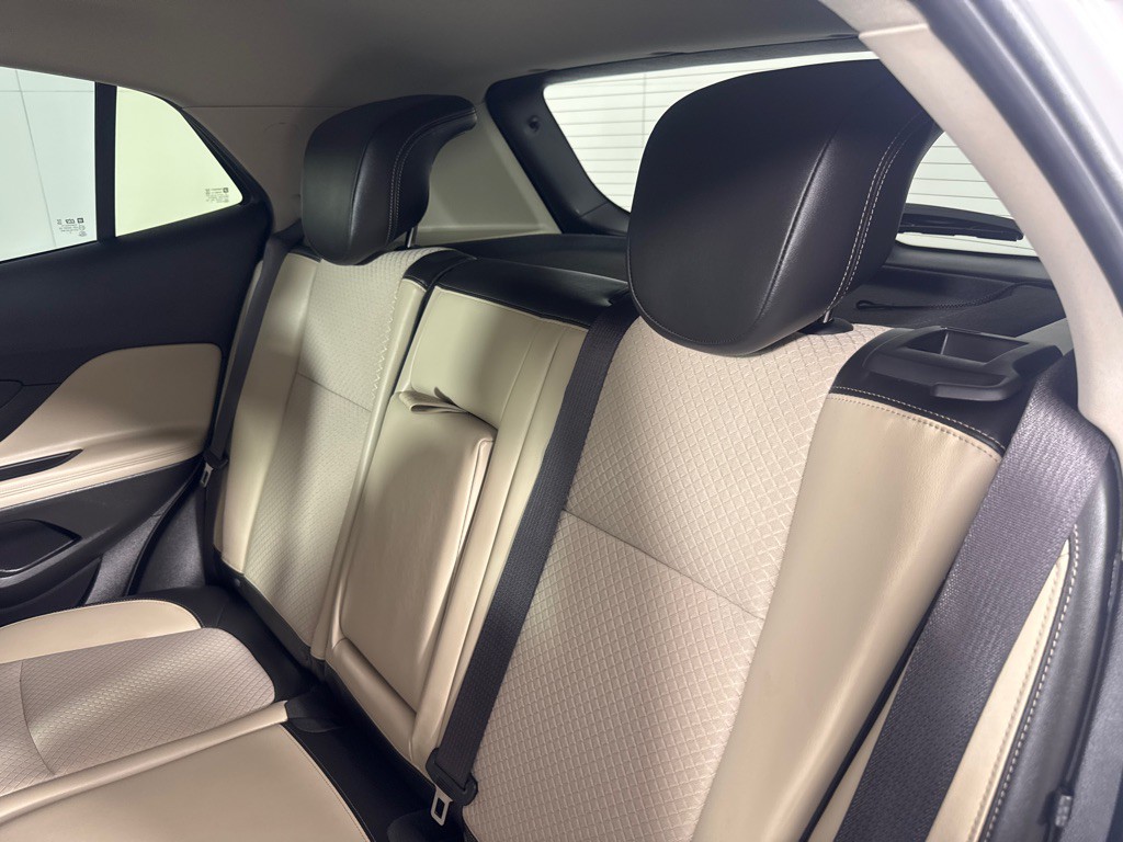 2018 Buick Enclave Image 21