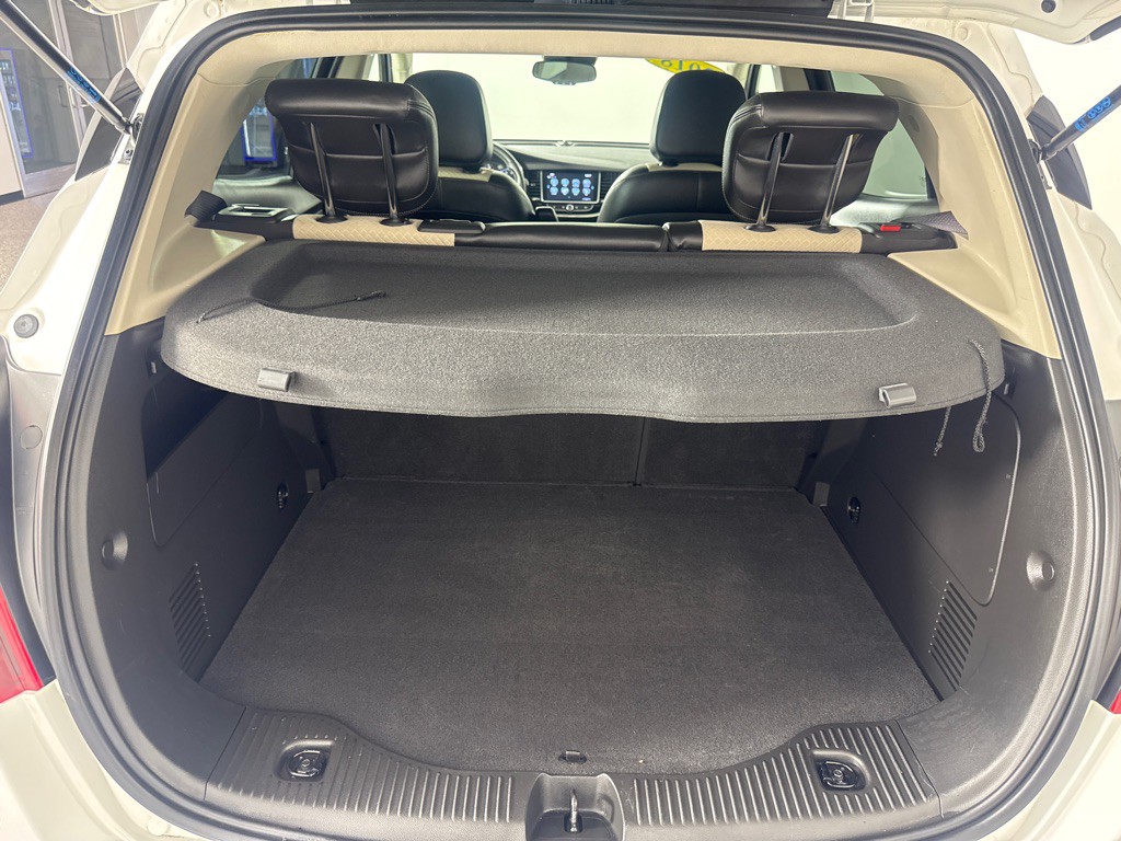 2018 Buick Enclave Image 22