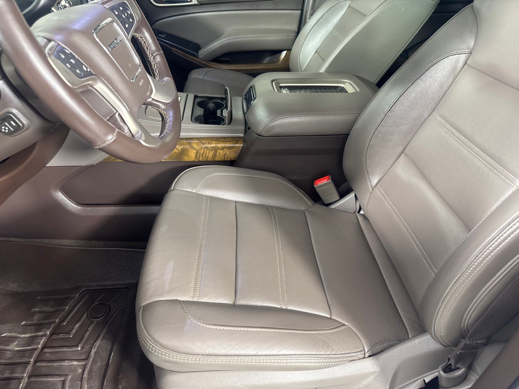 2018 GMC Yukon Image 14