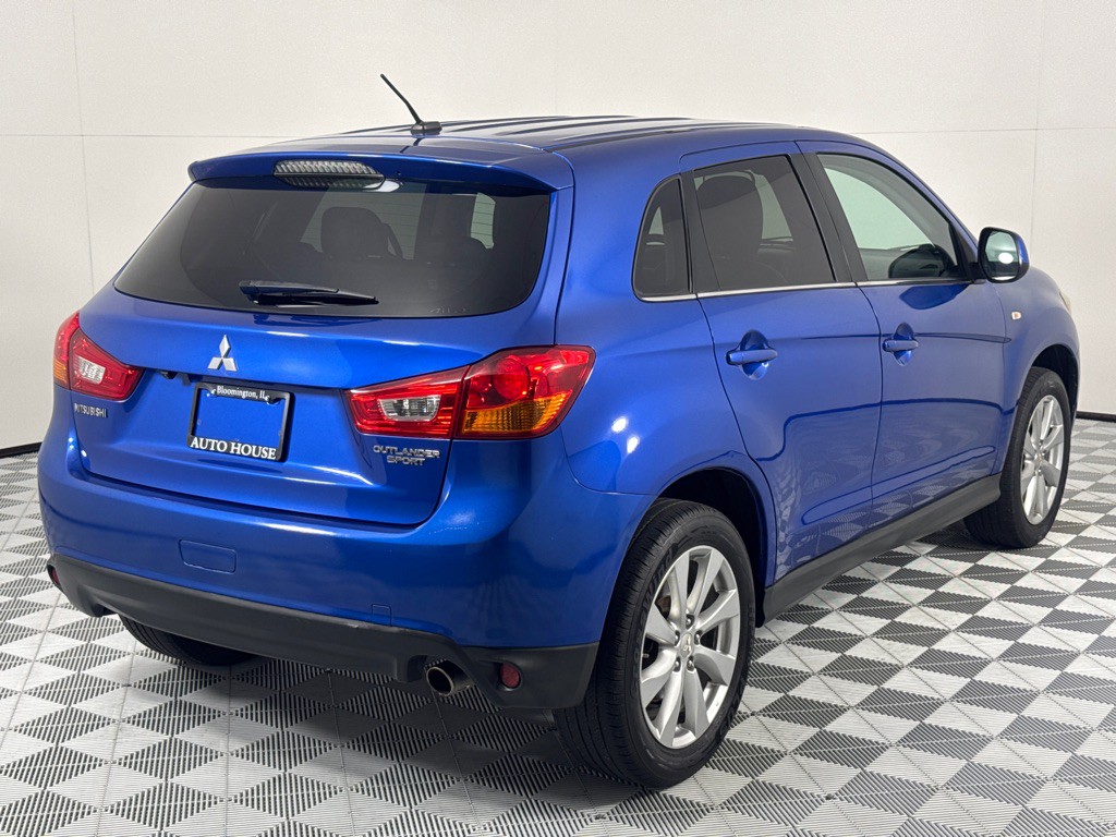2015 Mitsubishi Outlander Image 5