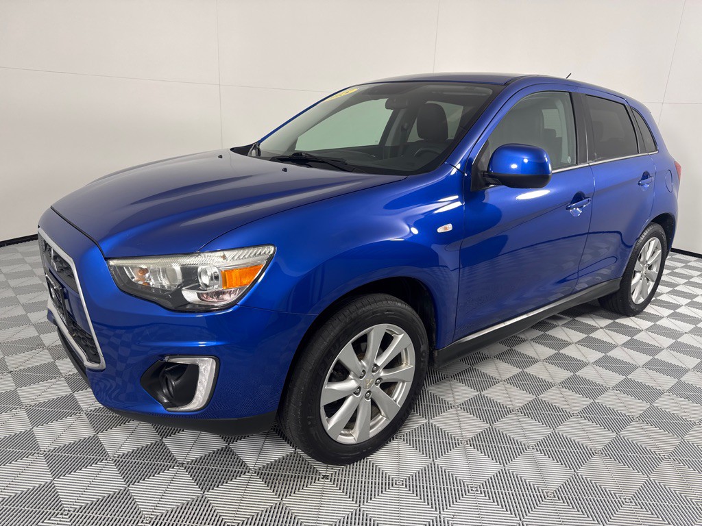 2015 Mitsubishi Outlander Image 10