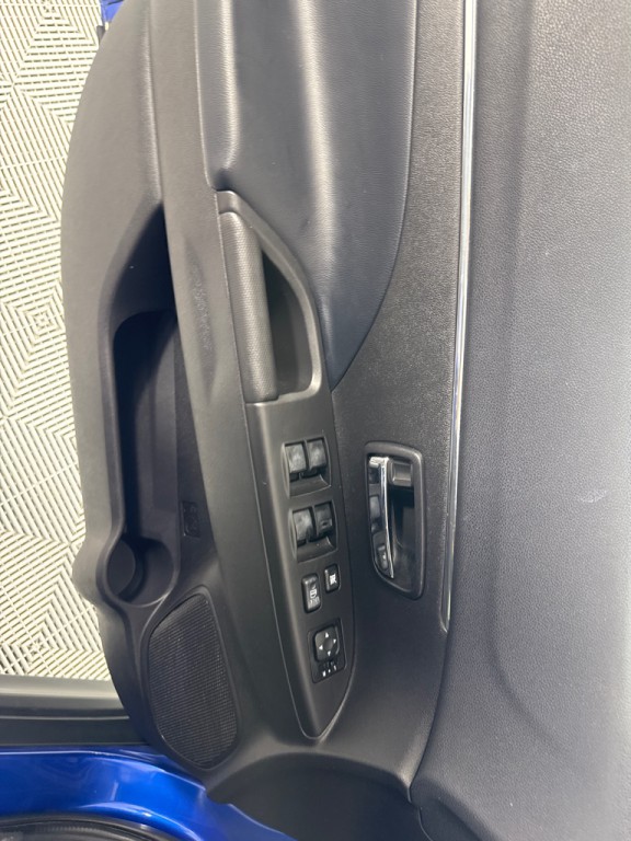 2015 Mitsubishi Outlander Image 11
