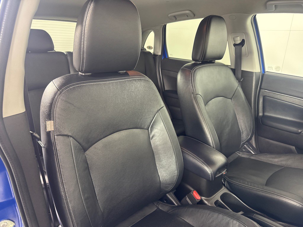 2015 Mitsubishi Outlander Image 26